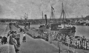 Potato boats on the Albert Pier