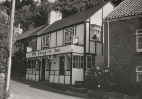 Smugglers' Inn, 1971