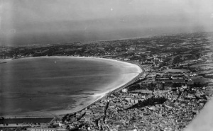 1933 aerial photograph by Aerofilms
