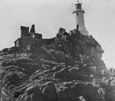 The lighthouse in 1900