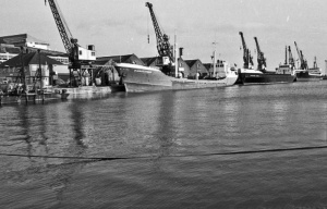 High tide in 1977 - Picture Jersey Evening Post