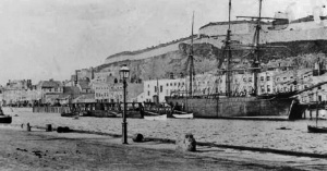 Gladiateur moored alongside the North Pier