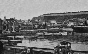 Dinghies at the top of the Albert Pier at high tide