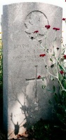 The grave of Great War casualty Gordon Ereaut at Barlin Communal Cemetery Extension, near Bethune