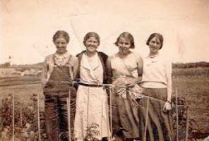 Dorothy, Florence, Gertrude and Elsie Vibert