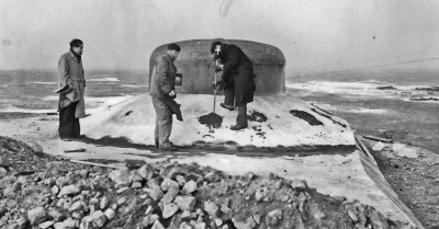 Setting explosives in a gun turret in the early 1950s