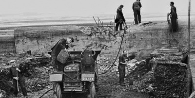 Removing a bunker blocking the slipway at Beaumont in 1946
