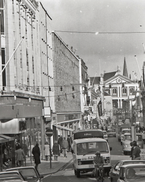 File:J25HalkettPlace1980.png