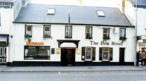 The Don Hotel in The Parade in 1989, now known as "Kitty O'Shea's"