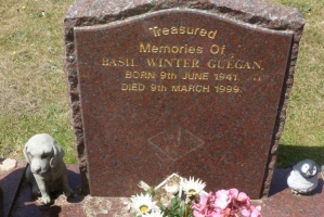 Les Quennevais cemetery