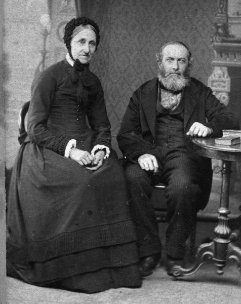 File:An18PhilipLeGallais&Margaret.jpg