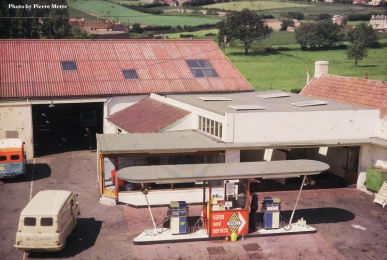 The forecourt after the first rebuild
