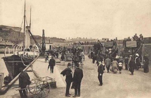 The arrival of a boat from France