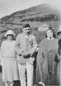 A family snapshot at Greve de Lecq