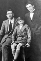 Peter Dreux and his brothers