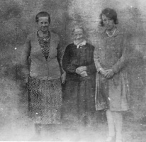 Sophie Angelique Bertram, nee Ozouf, with a daughter and granddaughter