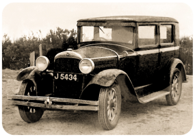 1934 Essex saloon