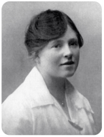 Florence Winifred Laugeard (1900-1979) married George WIlliam Ford (1892-1941) at St Luke's Church in 1920. They had a son and three daughters