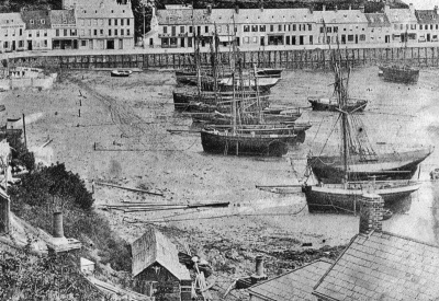 Oyster boats in the harbour