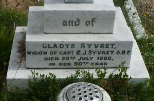 Mont a l’Abbe cemetery