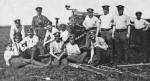 Training with a gun at South Hill in World War 1