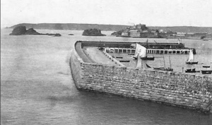 Victoria Pier in the 1860s