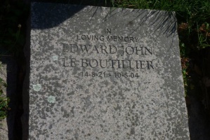 Mont a l’Abbe cemetery