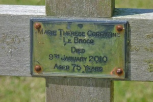 Les Quennevais cemetery