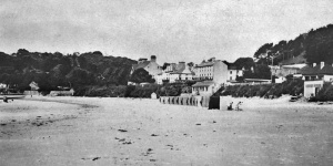 A rare picture showing bathing huts in the bay
