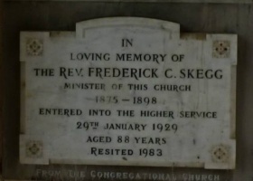 Skegg - Almorah cemetery