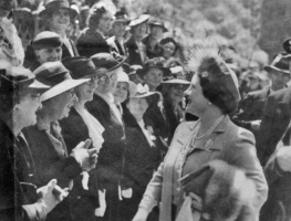 The Queen talks to wives of servicemen