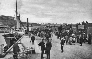 French boat on the Victoria Pier