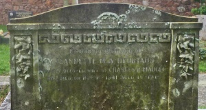 Heurtaux - Mont a l’Abbe cemetery