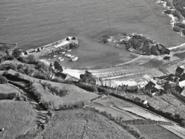1946 aerial photograph by Evening Post photographer Ronnie Le Sueur