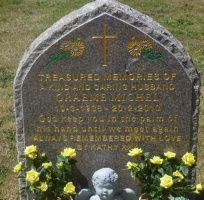 Les Quennevais cemetery