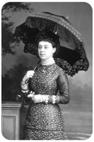 An unidentified Miss Fraser, photographed around 1880 by Ernest Baudoux