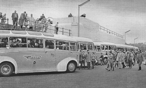 Coaches on the Albert Pier in the 1970s