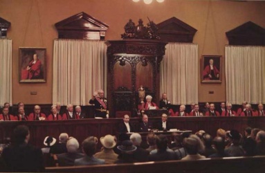Sir William Pillar takes the oath of office in the Royal Court in 1985