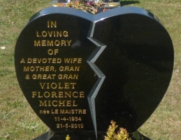 Les Quennevais cemetery