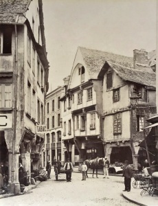 Dinan
