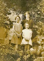 Constance Rimington, Peggie and Ruth c1922