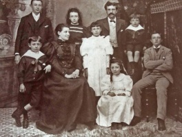 Isaac Leopold, his wife Mary Ann, nee Bowman, and their children in 1896