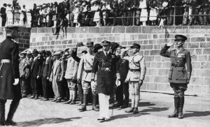 The King is greeted by ex-servicemen