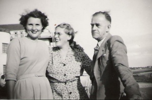John Charles Quenault, Gladys and their daughter