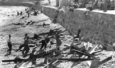 Clearing beach defences at Grouville