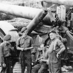 Moving a German gun at St Martin