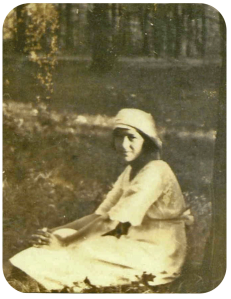 Yolande Simone Berthelot (1901- )