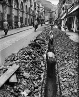 Laying telephone cables in 1958