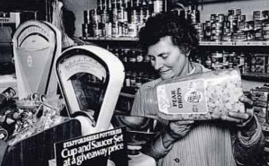 Vera Hansford serving sweets