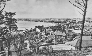 Between Westmount and First Tower